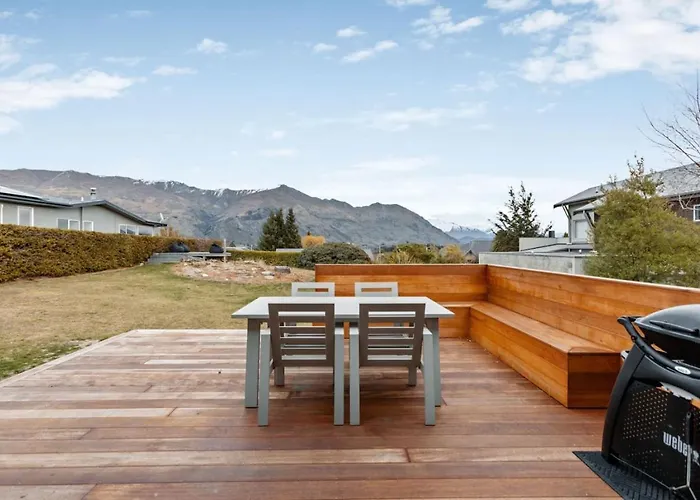 With Alpine Views Ferienhaus Wanaka